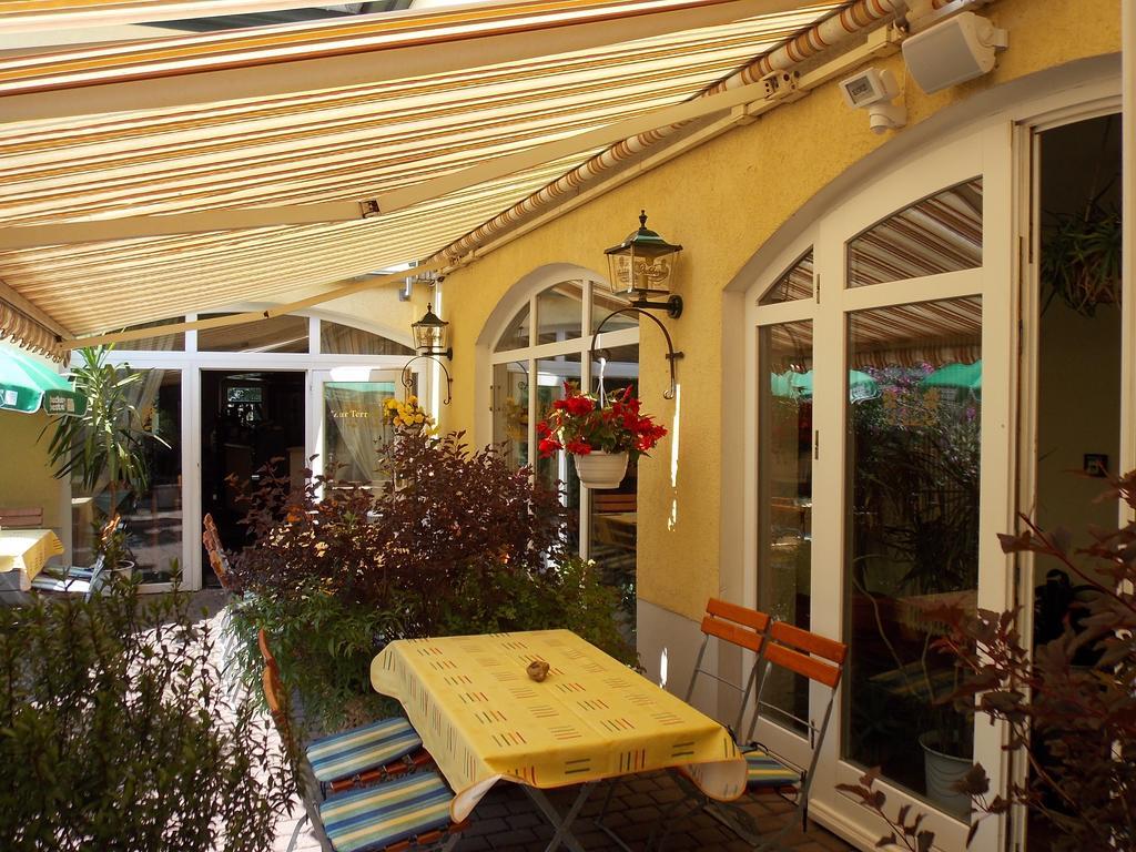 Gasthof Und Landhotel Zur Ausspanne クリップハウゼン エクステリア 写真