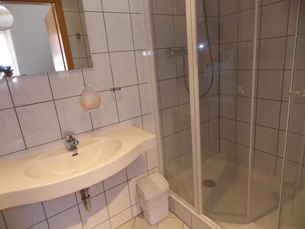 Gasthof Und Landhotel Zur Ausspanne クリップハウゼン 部屋 写真