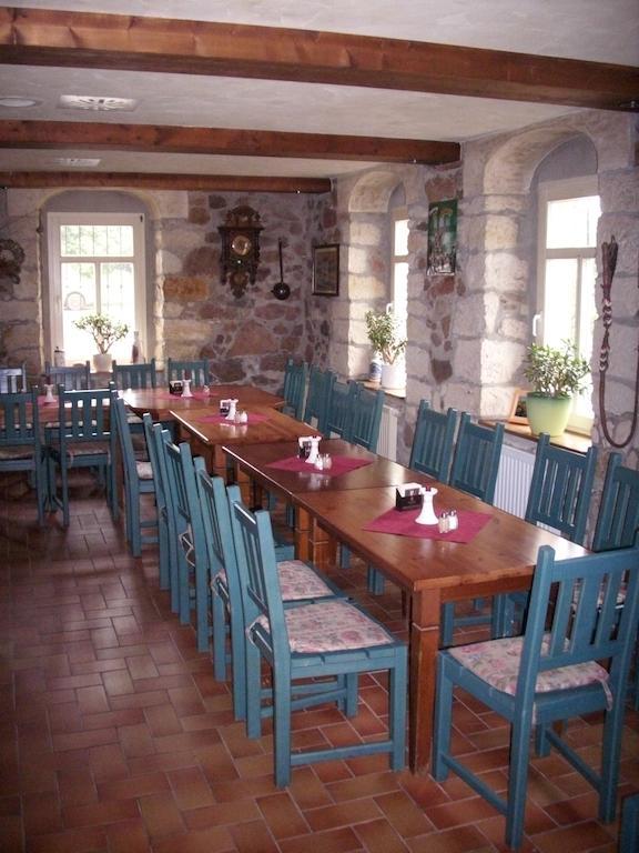 Gasthof Und Landhotel Zur Ausspanne クリップハウゼン エクステリア 写真