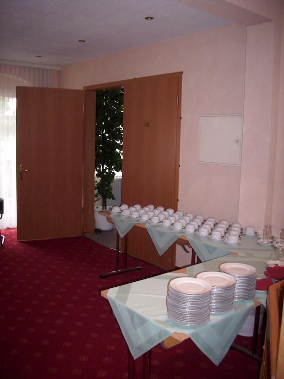Gasthof Und Landhotel Zur Ausspanne クリップハウゼン エクステリア 写真