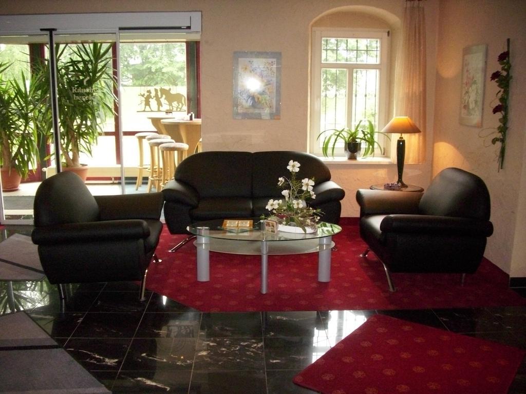 Gasthof Und Landhotel Zur Ausspanne クリップハウゼン エクステリア 写真